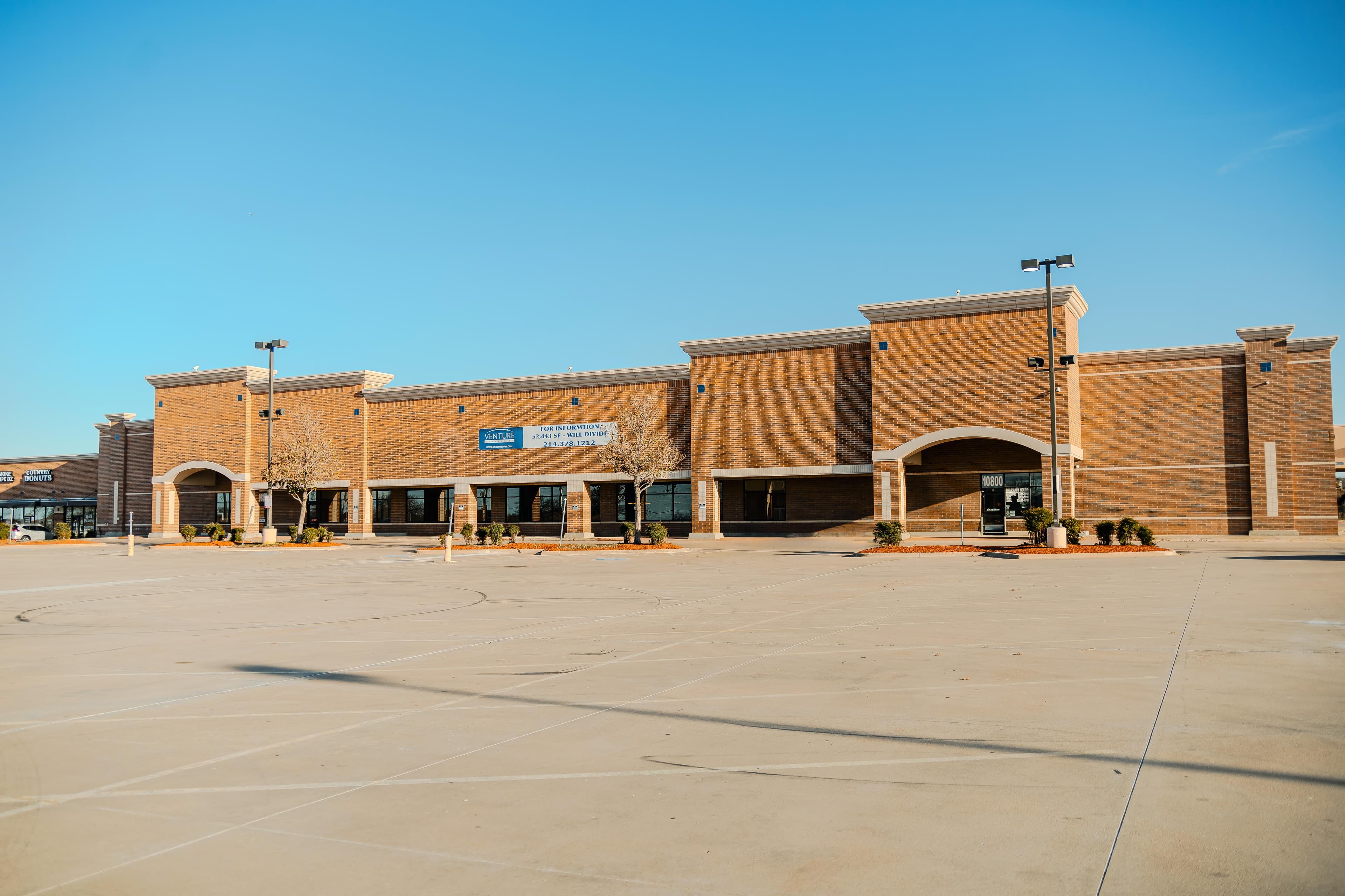 Albertsons - SEC FM 1709 & Beach St