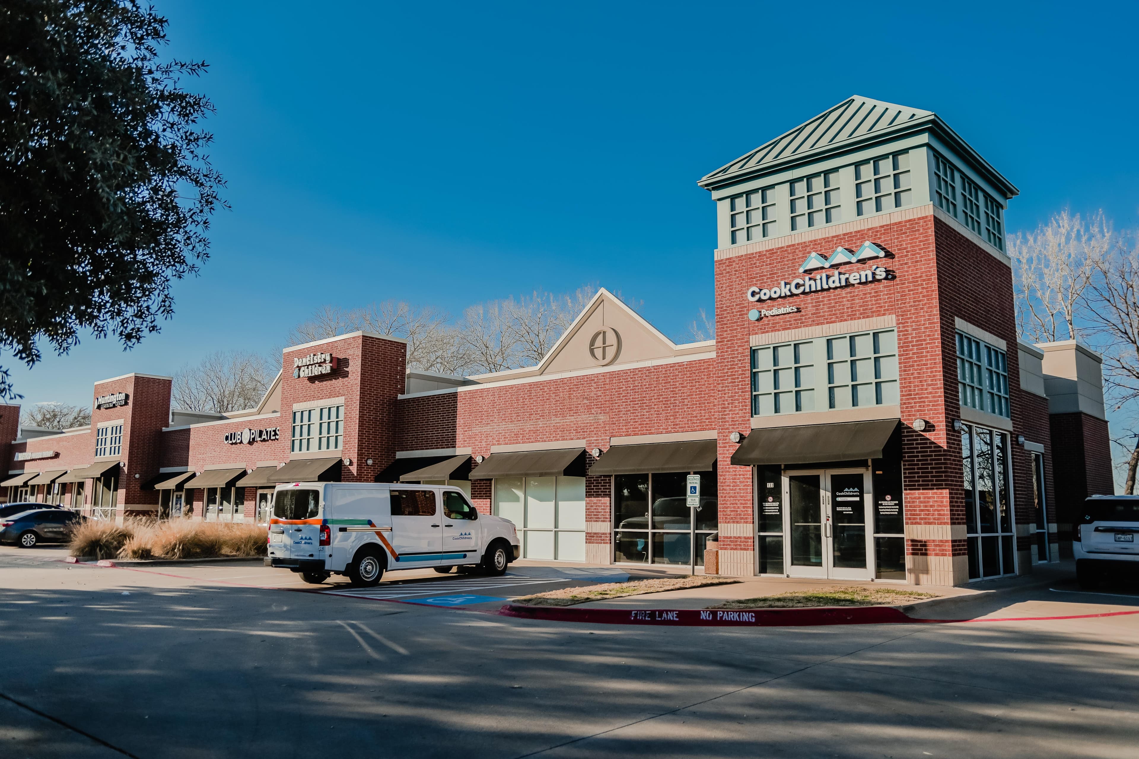 Southlake Oaks Plaza